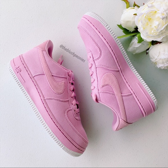 Nike Shoes - Nike Air Force 1 Corduroy Pink NWT